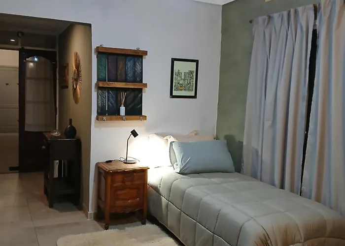 Departamento Centrico Con Patio