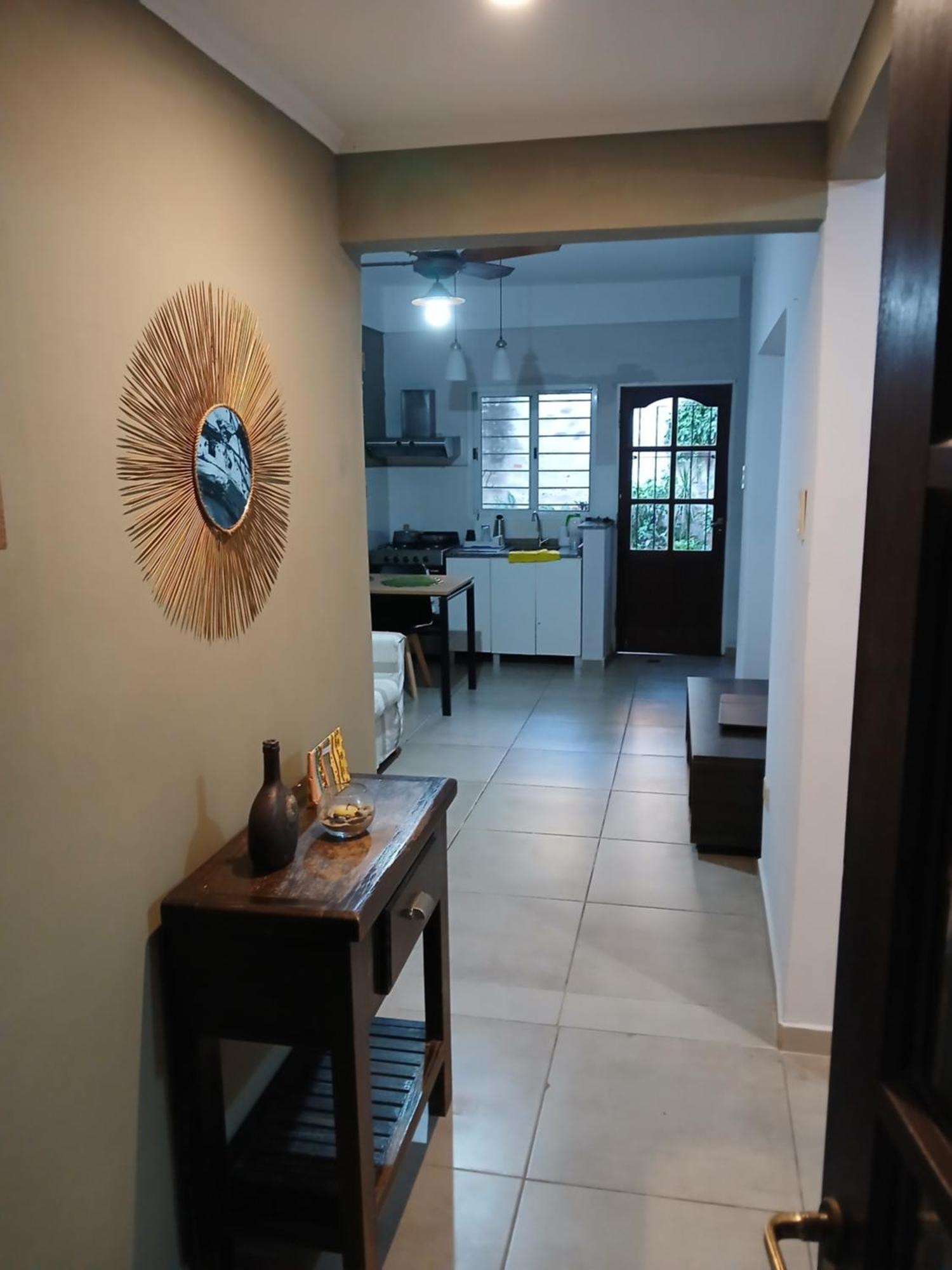 Departamento Centrico Con Patio * Corrientes